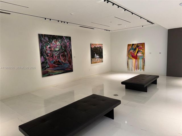 300 Biscayne Boulevard Way 3805W, Miami, FL 33131