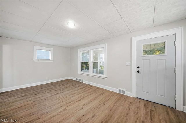 1524 E 221st Street, Euclid, OH 44117