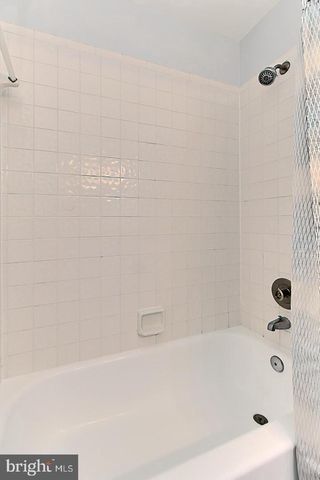 7527 CHRISLAND CV, Falls Church, VA 22042