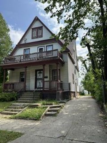 2012 N 36th STREET, Milwaukee, WI 53208