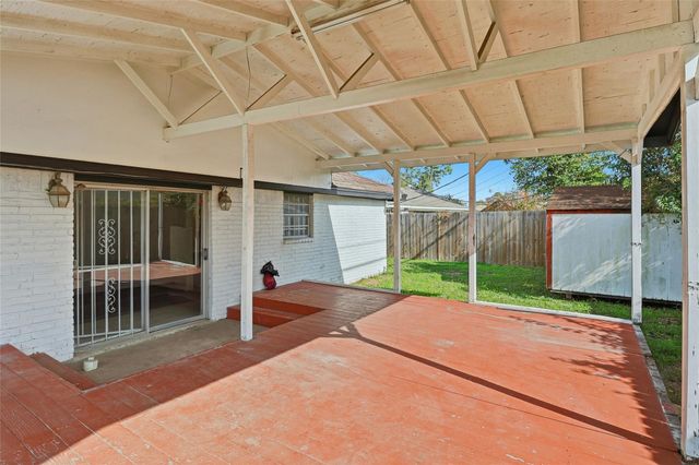 6226 Antha Street, Houston, TX 77016