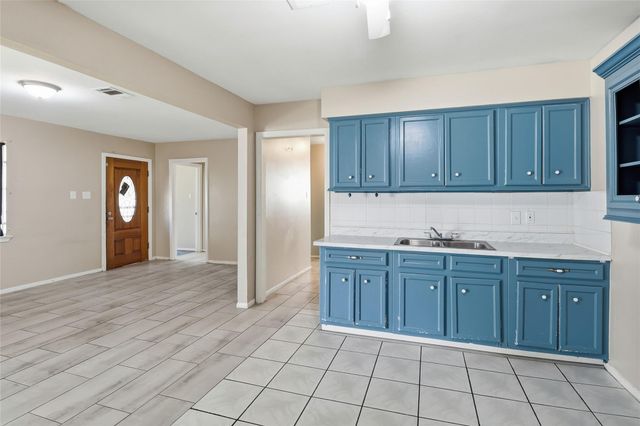 6226 Antha Street, Houston, TX 77016