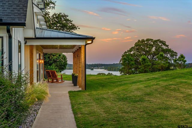 6364 Overlook Pt, Athens, TX 75752