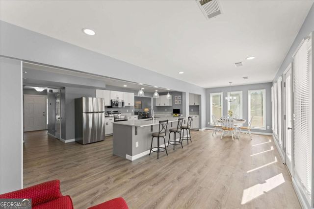 2878 Clearbrook Drive NE, Marietta, GA 30068