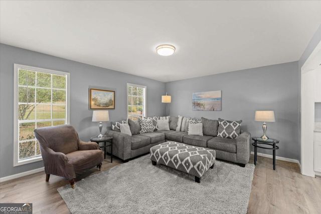 2878 Clearbrook Drive NE, Marietta, GA 30068