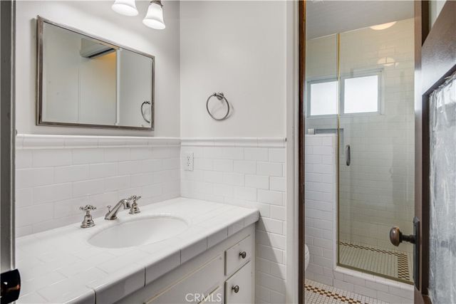 221 12th Place, Manhattan Beach, CA 90266