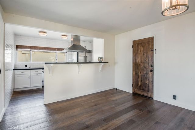 221 12th Place, Manhattan Beach, CA 90266