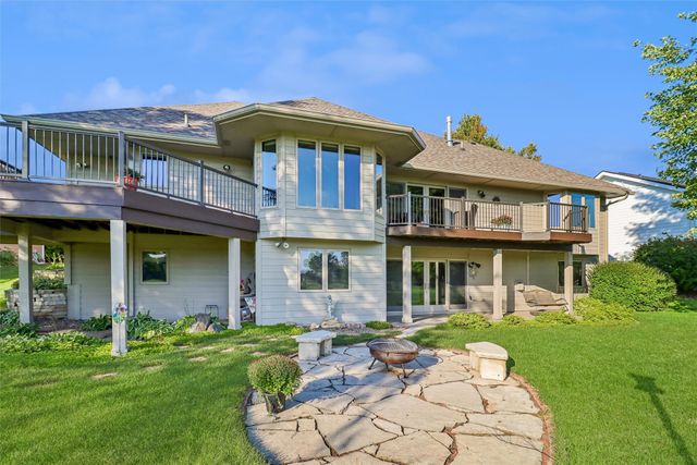 3418 NE Briarwood Drive, Ankeny, IA 50021