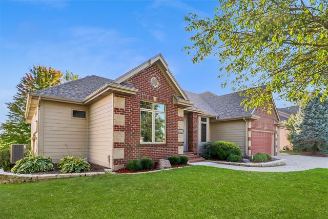 3418 NE Briarwood Drive, Ankeny, IA 50021