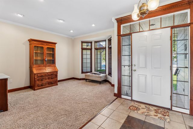 3418 NE Briarwood Drive, Ankeny, IA 50021