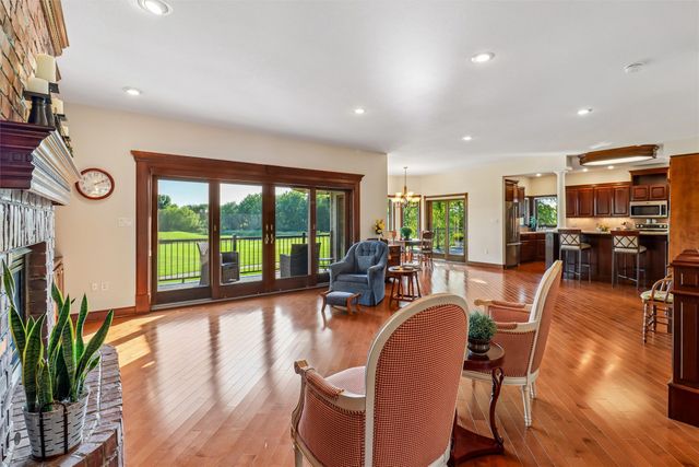 3418 NE Briarwood Drive, Ankeny, IA 50021