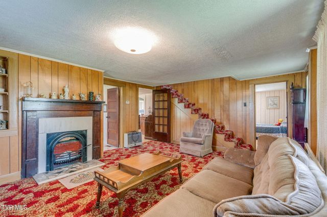 126 California Road, Church Hill, TN 37642