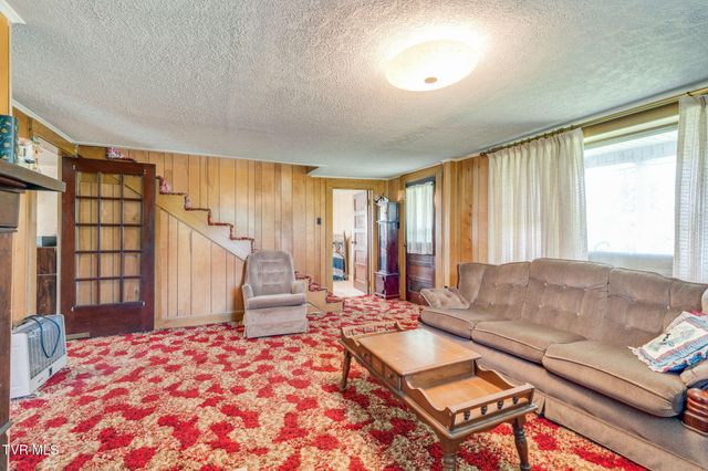 126 California Road, Church Hill, TN 37642