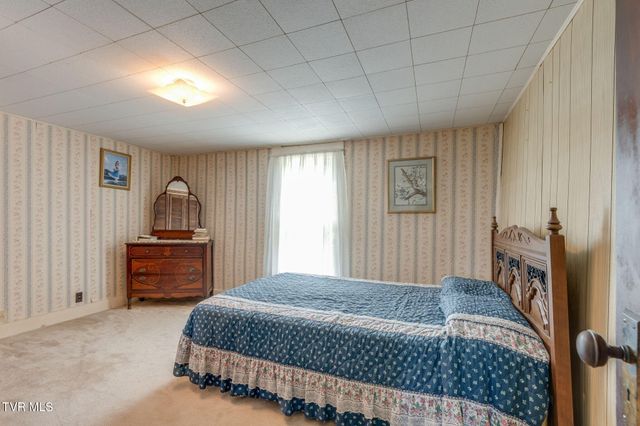 126 California Road, Church Hill, TN 37642