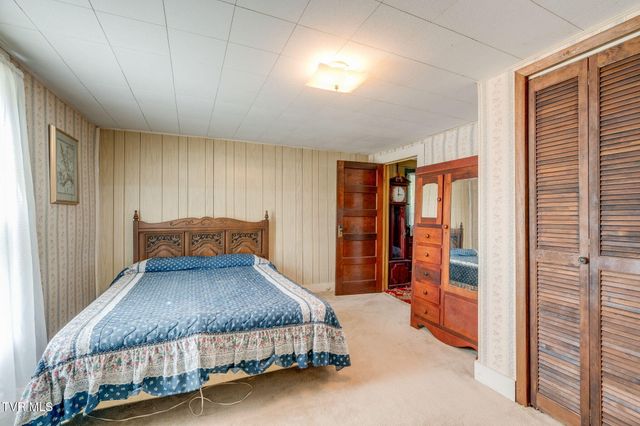 126 California Road, Church Hill, TN 37642