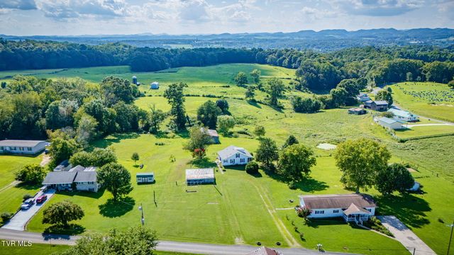 126 California Road, Church Hill, TN 37642