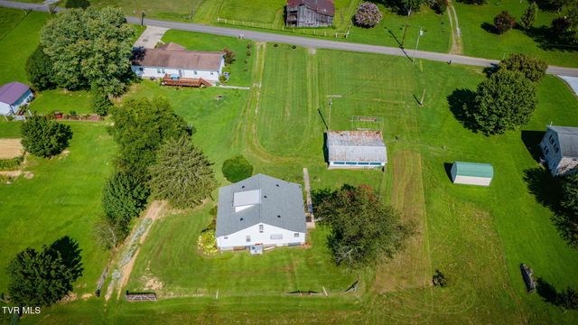 126 California Road, Church Hill, TN 37642