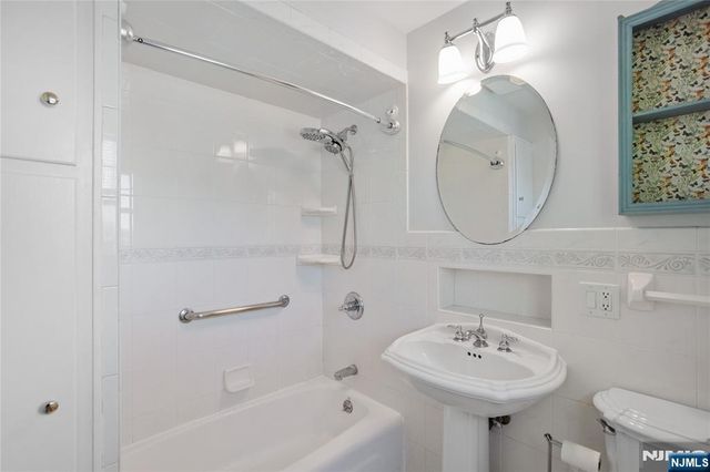 141 Henry Street, Hasbrouck Heights, NJ 07604