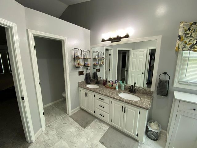 101 Pinecrest Court, Bellefontaine, OH 43311
