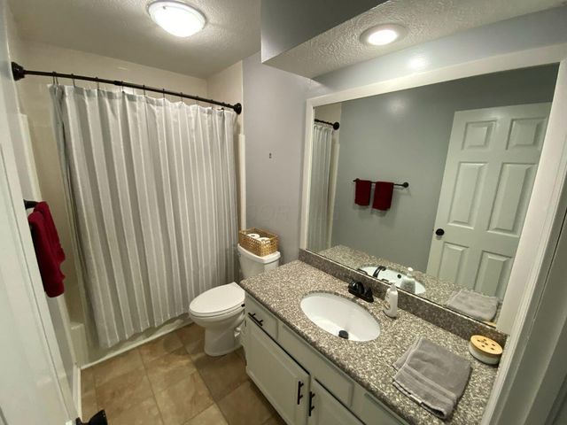 101 Pinecrest Court, Bellefontaine, OH 43311