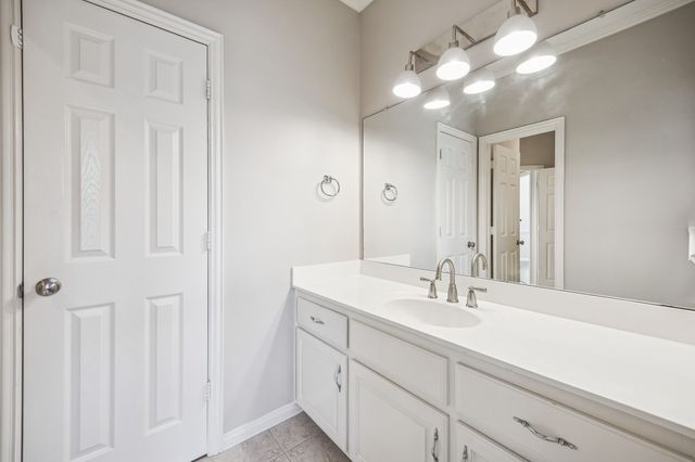 2900 Creek View Drive, Flower Mound, TX 75022