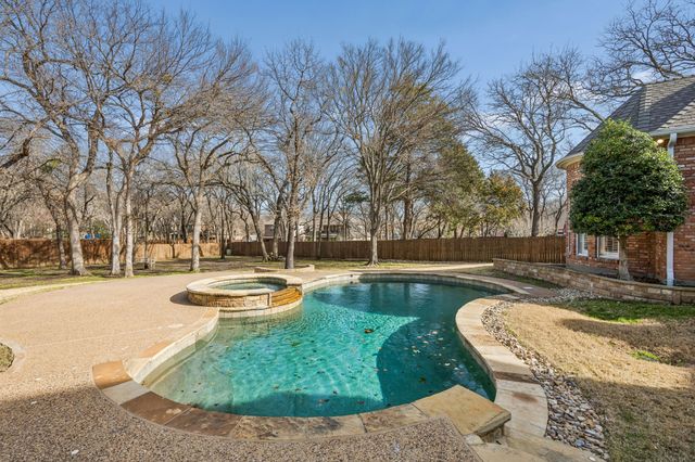 2900 Creek View Drive, Flower Mound, TX 75022