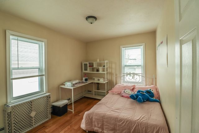 144 Parker St, Lowell, MA 01851