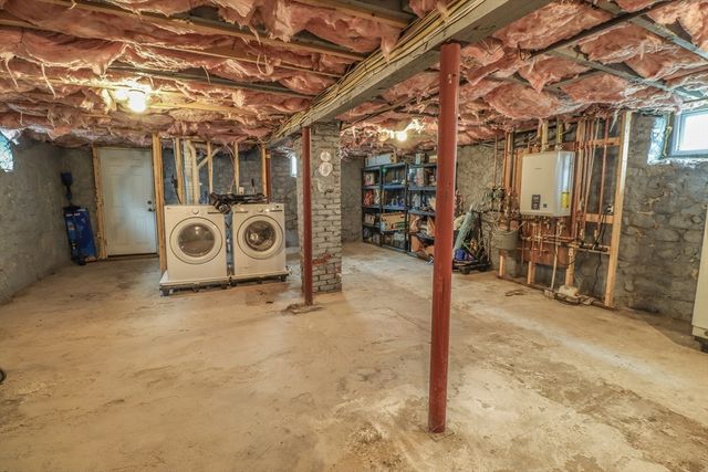 144 Parker St, Lowell, MA 01851