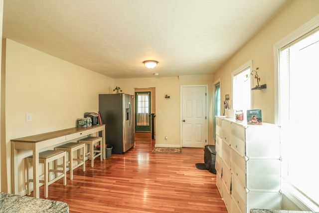 144 Parker St, Lowell, MA 01851