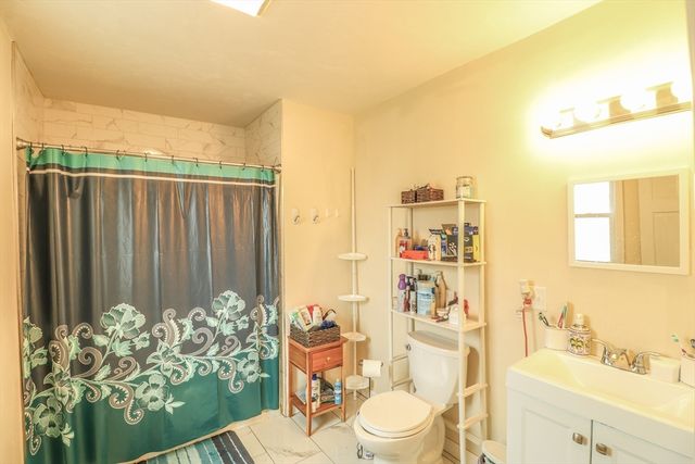 144 Parker St, Lowell, MA 01851