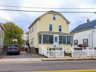 144 Parker St, Lowell, MA 01851