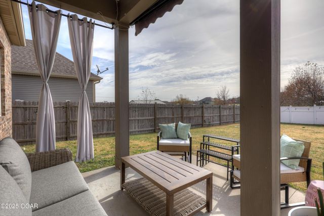 2230 W 26th Street, Joplin, MO 64804