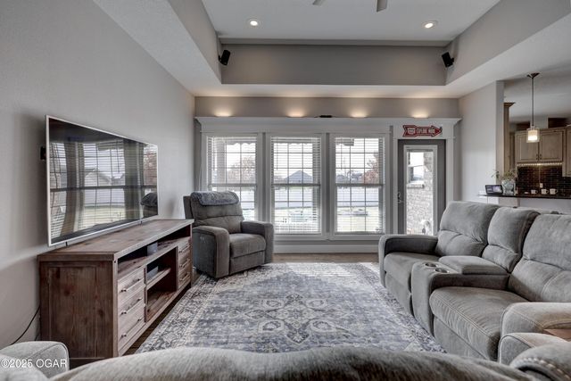 2230 W 26th Street, Joplin, MO 64804