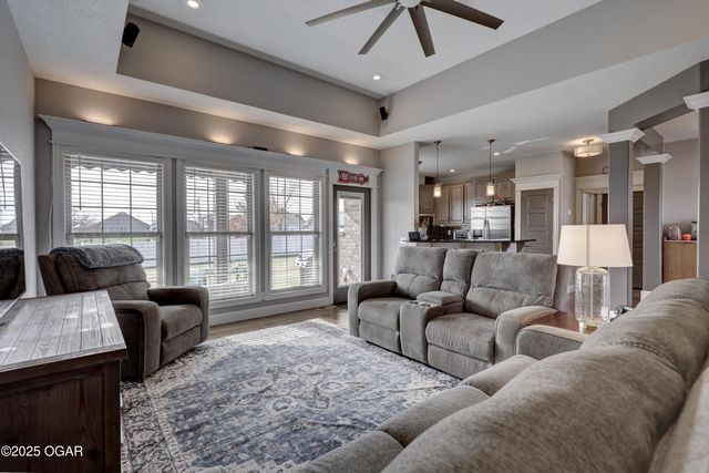 2230 W 26th Street, Joplin, MO 64804