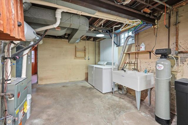 3223 Topping Road, Madison, WI 53705