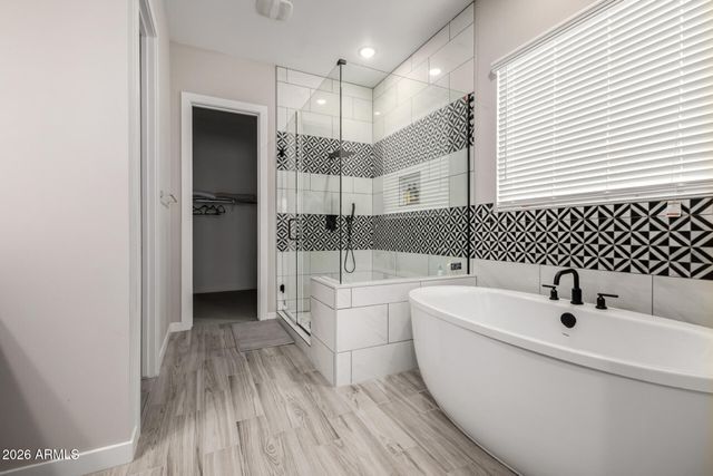 8026 W NICOLET Avenue, Glendale, AZ 85303