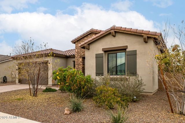 8026 W NICOLET Avenue, Glendale, AZ 85303