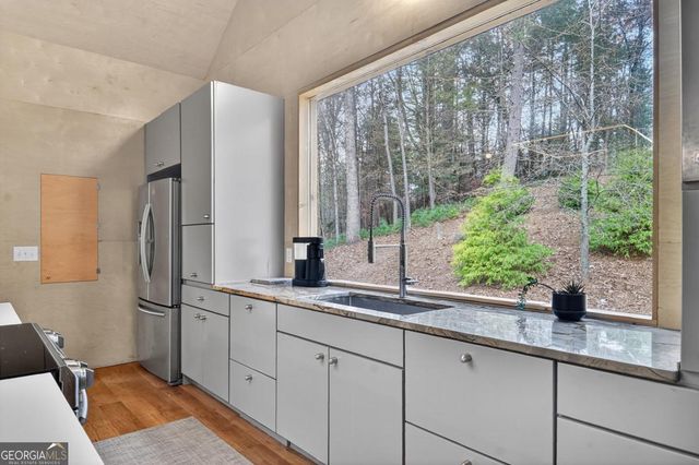 175 Big Creek Vista, Blue Ridge, GA 30513