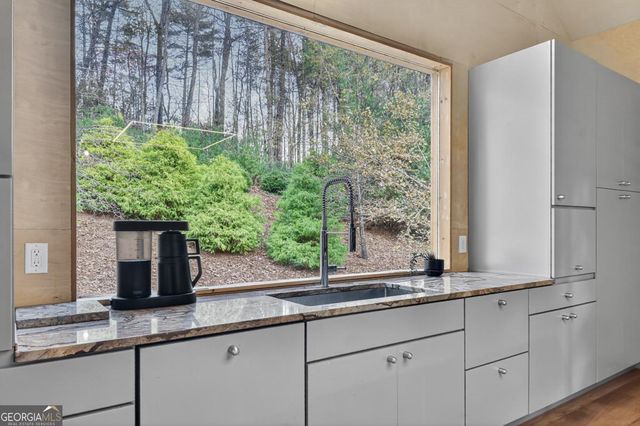 175 Big Creek Vista, Blue Ridge, GA 30513