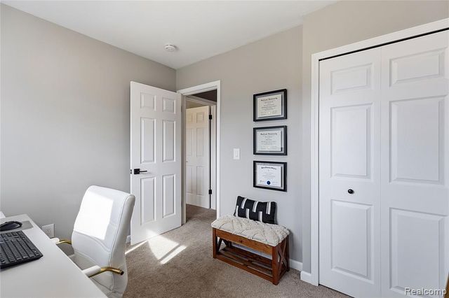 1043 Arthur Drive, Troy, MI 48083