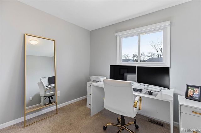 1043 Arthur Drive, Troy, MI 48083