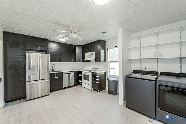 8624 Warrior Rd, Quinton, VA 23141