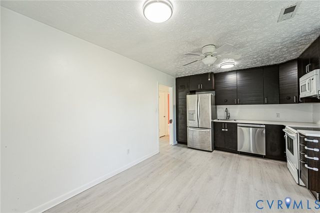 8624 Warrior Rd, Quinton, VA 23141