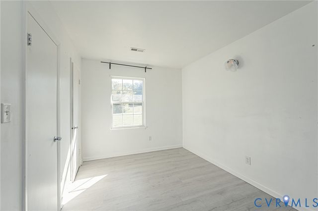 8624 Warrior Rd, Quinton, VA 23141
