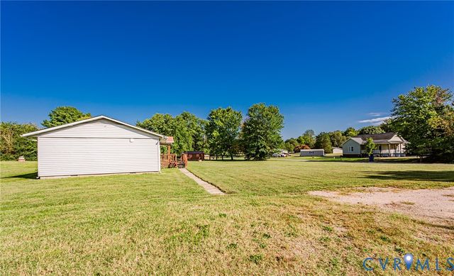 8624 Warrior Rd, Quinton, VA 23141