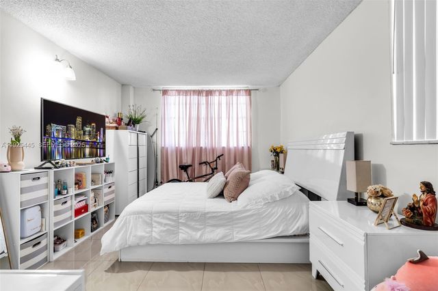 14180 SW 84th St 205-G, Miami, FL 33183