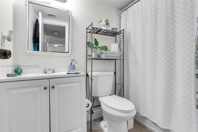 14180 SW 84th St 205-G, Miami, FL 33183