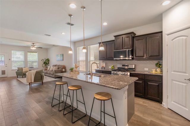 5044 Sugarcane Lane, Fort Worth, TX 76179