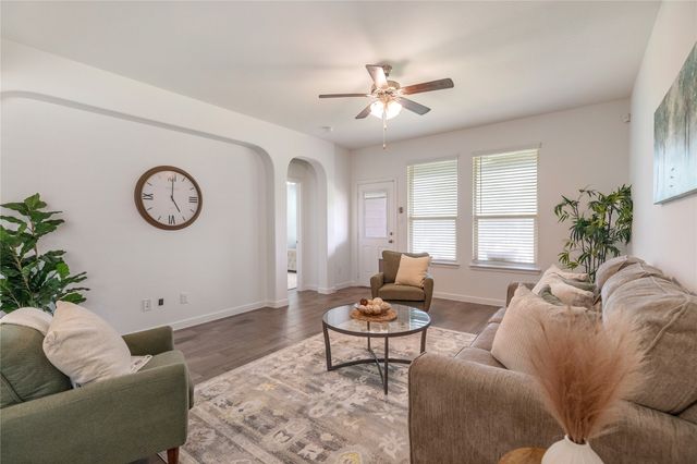 5044 Sugarcane Lane, Fort Worth, TX 76179
