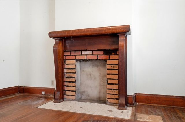 2433 N 4th Street, Columbus, OH 43202